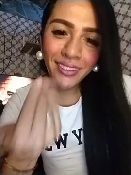 Snapshot of enoria1992 chatting on 21, 5, 2026 enoria1992 online show from 21, 5, 2026