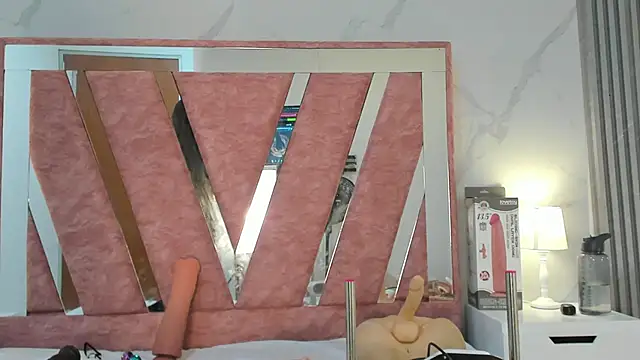 Wonderkloe  online show from 15, 2, 2026