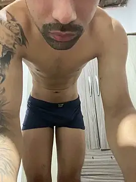 Snapshot of PhrenicUsurer chatting on 18, 9, 2025 PhrenicUsurer online show from 18, 9, 2025