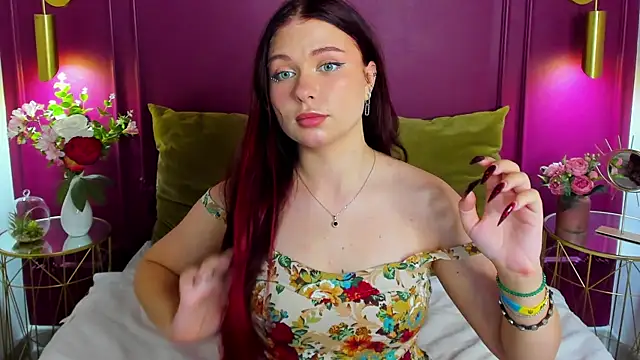 LizyBex online show from 5, 10, 2025