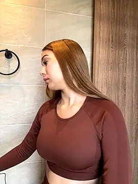 Nikii   online show from 5, 11, 2025