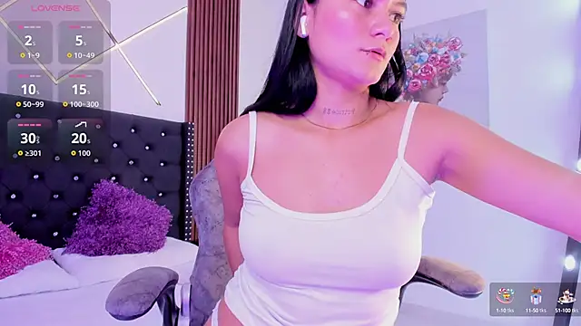 Miiaa jones online show from 23, 9, 2025