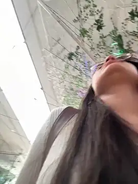 Isabella21  online show from 11, 9, 2025