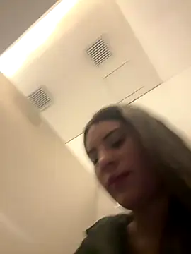 Isabella21  online show from 6, 11, 2025