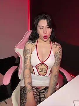 Draculona-666 online show from 2, 4, 2026