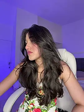 julieta jhonss online show from 9, 5, 2026