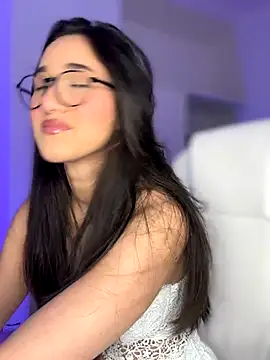 julieta jhonss online show from 7, 1, 2026