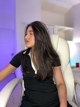 julieta jhonss online show from 10, 11, 2025