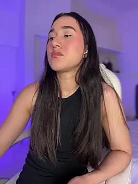 Snapshot of julieta_jhonss chatting on 2, 3, 2026 julieta jhonss online show from 2, 3, 2026