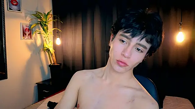 Christopher 77 online show from 6, 11, 2025