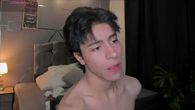 Christopher 77 online show from 7, 11, 2025