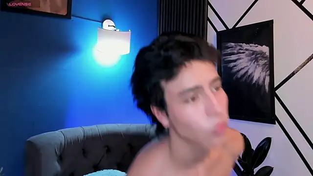 Christopher 77 online show from 10, 11, 2025