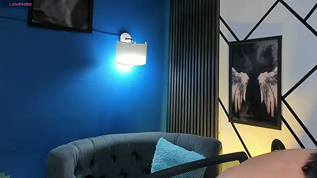 Christopher 77 online show from 11, 11, 2025