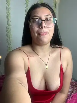 Velma star online show from 18, 12, 2025