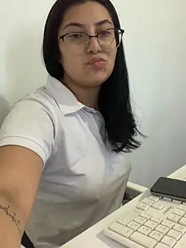 Velma star online show from 25, 10, 2025