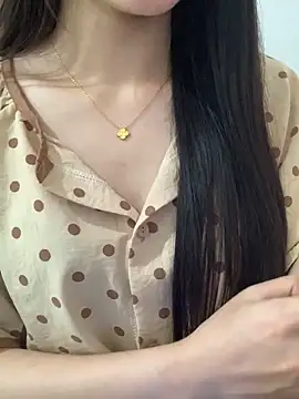 JennyQueen18 online show from 13, 4, 2026