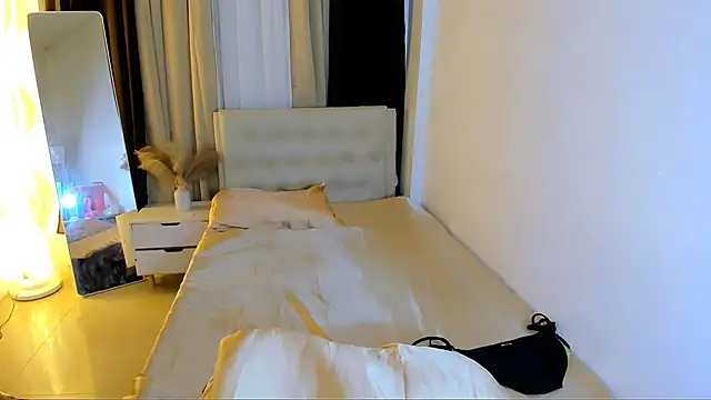 hotjessieempress online show from 19, 9, 2025