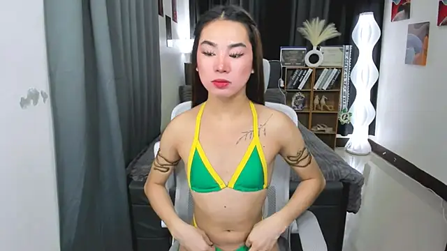 hotjessieempress online show from 9, 4, 2026