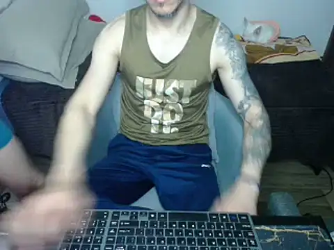 Snapshot of bossking017 chatting on 6, 3, 2025 bossking017 online show from 6, 3, 2025