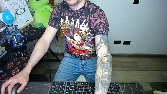 Snapshot of bossking017 chatting on 12, 11, 2025 bossking017 online show from 12, 11, 2025