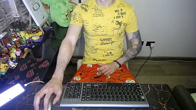 Snapshot of bossking017 chatting on 9, 9, 2025 bossking017 online show from 9, 9, 2025