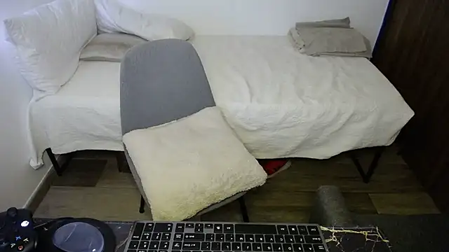 Snapshot of bossking017 chatting on 18, 2, 2026 bossking017 online show from 18, 2, 2026