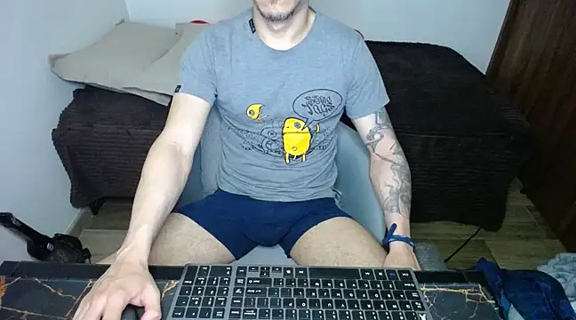 Snapshot of bossking017 chatting on 26, 2, 2025 bossking017 online show from 26, 2, 2025