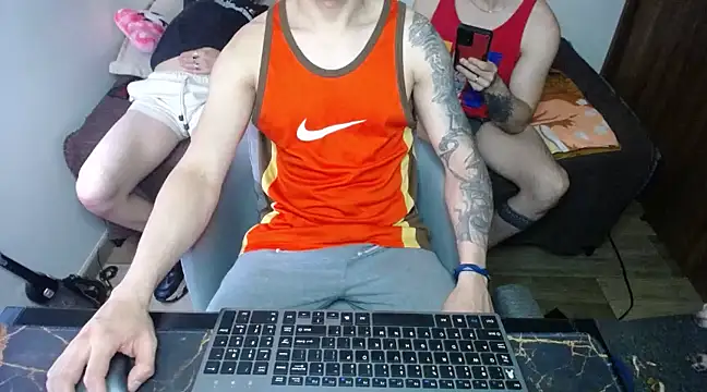 Snapshot of bossking017 chatting on 3, 3, 2025 bossking017 online show from 3, 3, 2025