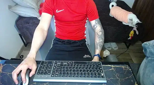 Snapshot of bossking017 chatting on 4, 3, 2025 bossking017 online show from 4, 3, 2025