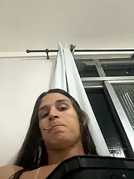 Isabelaa  online show from 30, 10, 2025