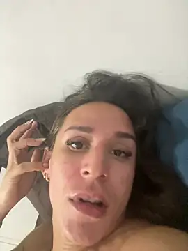 Isabelaa  online show from 13, 4, 2026