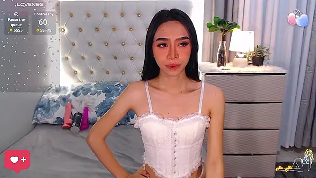 Snapshot of megumishemale_x chatting on 9, 1, 2026 megumishemale x online show from 9, 1, 2026