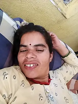 Priyanka hot1 online show from 18, 9, 2025