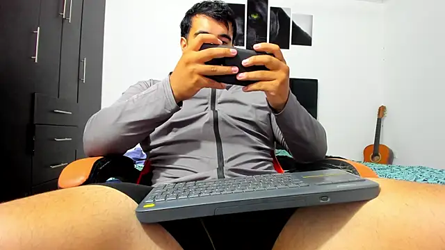 thiago  cp01 online show from 18, 4, 2026