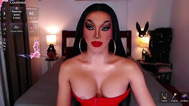 Snapshot of xQueenElektrax chatting on 15, 11, 2025 xQueenElektrax online show from 15, 11, 2025