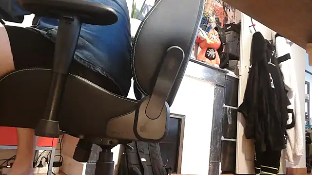 Hairyfred73 online show from 10, 11, 2025