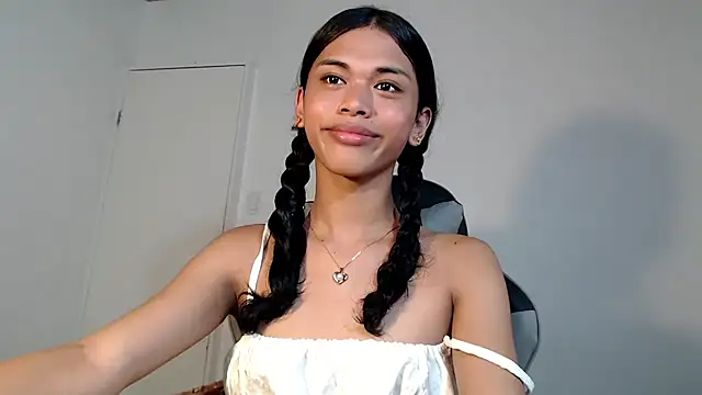 urcurlydiva online show from 3, 11, 2025