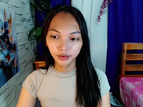 Snapshot of Simi_Ipit chatting on 23, 6, 2026 Simi Ipit online show from 23, 6, 2026