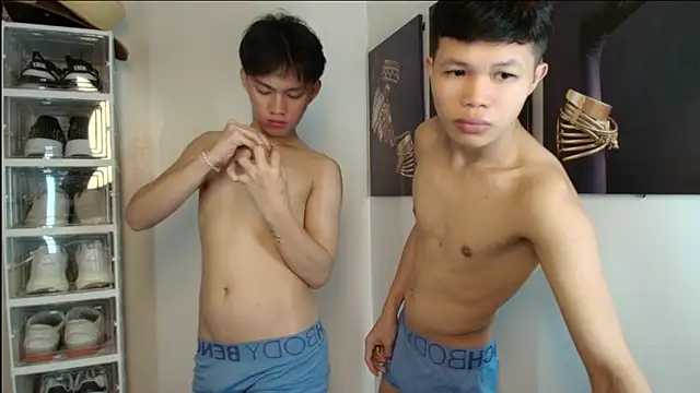 crazyasiantwink online show from 21, 9, 2025