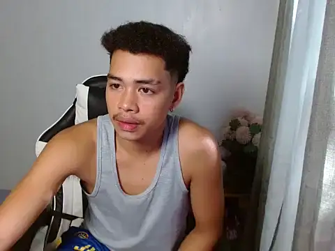 curlyasian njxx online show from 11, 5, 2026