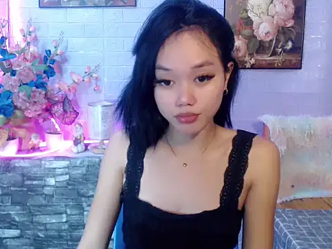 sexybabewarrior online show from 8, 6, 2026