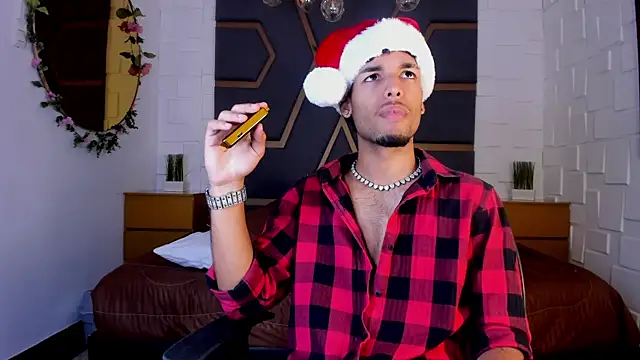 Thiagoferreti online show from 3, 12, 2025