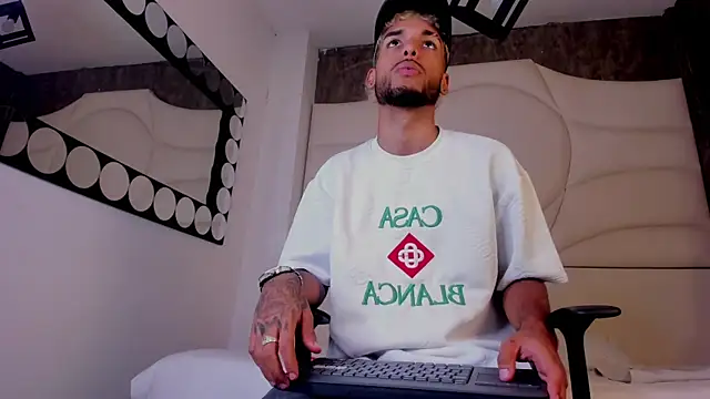 Thiagoferreti online show from 25, 9, 2025