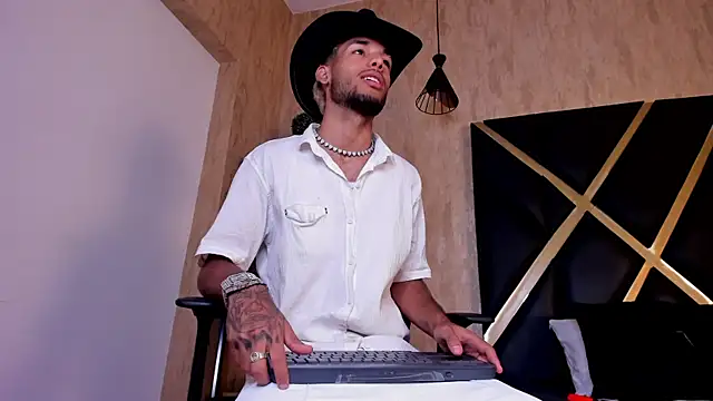 Thiagoferreti online show from 22, 9, 2025