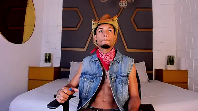 Thiagoferreti online show from 18, 11, 2025