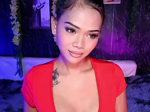 ur holly lexie online show from 6, 10, 2025