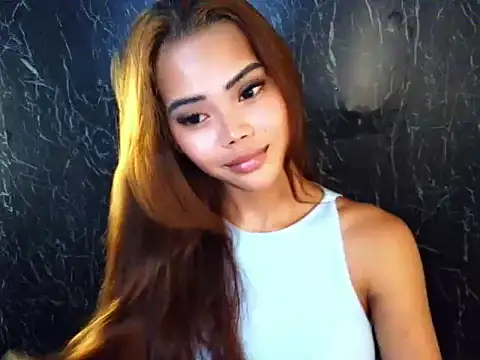 ur holly lexie online show from 4, 12, 2025