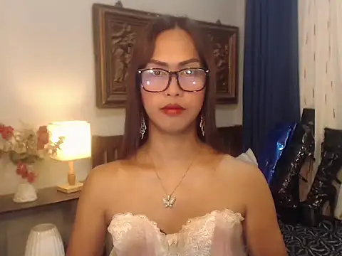 Nathalieheartt online show from 25, 6, 2026