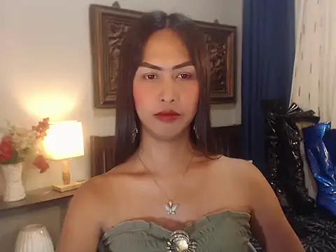 Nathalieheartt online show from 9, 7, 2026