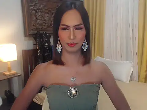 Nathalieheartt online show from 25, 10, 2025